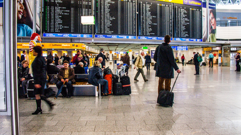 Отмена рейсов из Ближнего Востока в Казахстан: как это влияет на пассажиров и куда обращаться за информацией Астане