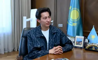 Аким и блогер: Казахстан в объективе мировой звезды!