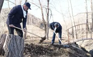 Экологическая акция в Восточном Казахстане очистка родников и берегов рек