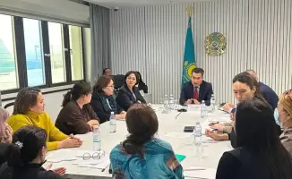 Аскарбек Ертаев открыл двери возможностей для родителей особенных детей на встрече об инватакси