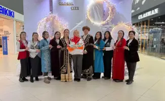 Молодёжь Караганды провела флешмоб в честь Наурыза, объединяя традиции и современность