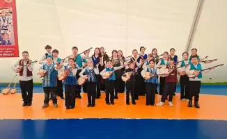 Слияние поколений: 10 тысяч юных домбристов Карагандинской области исполнили кюи в честь Наурыза