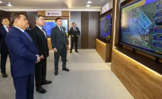 Олжас Бектенов оценил развитие новых заводов и инфраструктуры в Акмолинской области