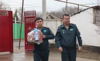 Военнослужащие Казахстана поздравили ветерана Великой Отечественной войны с Днем благодарности