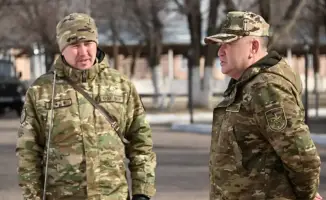 Замминистра обороны проверил условия службы военнослужащих в Алматинской области