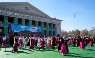 Праздник Көрісу күні Амал мерекесі в Жетісу