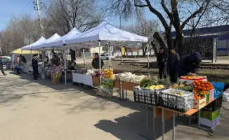 Ярмарка сельхозпродукции в Алатау: местные производители предлагают товары на референдуме