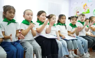 Дети детского сада «Өрлеу» активно участвуют в экологической акции «Таза Қазақстан»