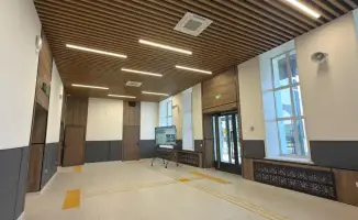 Завершение капитального ремонта железнодорожного вокзала в Макинске: новые возможности для местных жителей и улучшение инфраструктуры