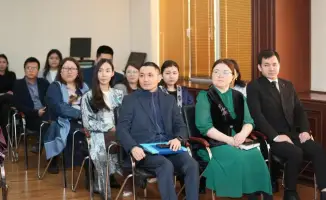 Сохранение культурного наследия: встреча профессора с сотрудниками Минэнерго о традициях Наурыза