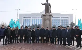 В Таразе прошла церемония в честь 180-летия Жамбыла Жабаева