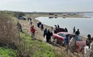 Волонтерская инициатива в Туркестанской области: более 500 жителей участвуют в очистке водохранилища «Шардара»