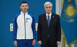 Награждение Ербола Хамитова: символ стойкости и мужества казахского народа на XIV зимних Паралимпийских играх