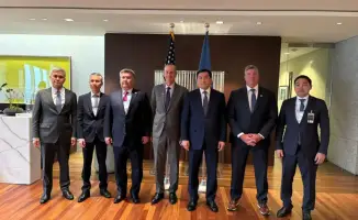 Министр энергетики РК провел встречу с CEO Chevron для обсуждения нефтегазовых проектов и логистики