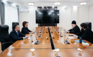 Обсуждение роли религии в укреплении общества: встреча Аиды Балаевой с митрополитом Александром в Астане
