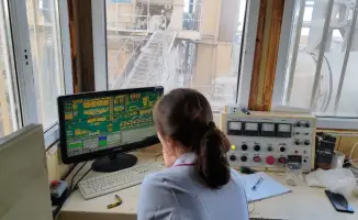 Аягоз: школьница создала эко-асфальт из пластика