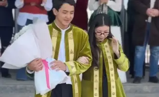 Парень сделал предложение девушке в день референдума в Узынагаше