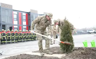 МЧС Казахстана активно озеленяет территории в рамках «Тазару күні»