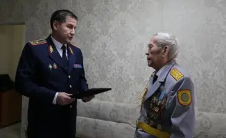 День благодарности: чествование рабочих профессий и ветеранов в Актюбинской области Казахстана