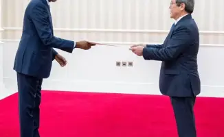 Казахстанский посол вручил грамоты в Руанде