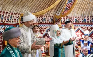 Шаңырақ күні: что стоит за семейными ценностями?