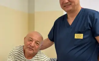 Врачи Шымкента успешно удалили крупную опухоль из позвоночника у 70-летнего пациента