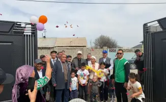 Жители села Торткуль передали ключи от нового дома матери-одиночке