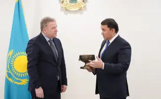 Встреча посла Грузии с акимом Туркестанской области обсуждение торговли инвестиций культуры туризма сельского хозяйства