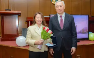 Торжественное собрание в МНЭ: признание вклада женщин в экономику и награждение за достижения