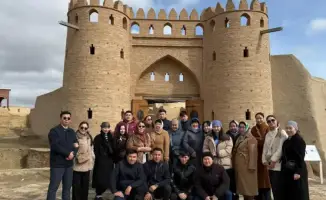 Госслужащие Туркестанской области провели духовное путешествие и обсудили книгу о культуре и наследии