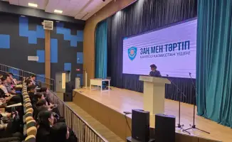 В школе №115 прошла встреча педагогов о финансовой и цифровой безопасности