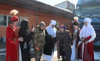 Наурызнама: Военные с продуктами – патриотизм в действии!