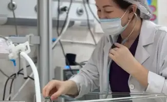 В Алматы успешно выписан новорожденный с низким весом, подтверждающий высокий уровень перинатальной помощи