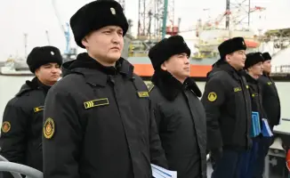 Экипажи ВМС завершили курсовую задачу в Актау