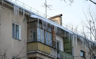 Алматы: зимний щит для крыш многоквартирников — контроль за очисткой снега усиливается