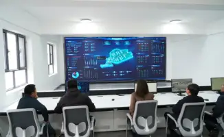 Инновации в хлопковой промышленности Туркестанской области: Визит Нуралхана Кушерова на современный завод