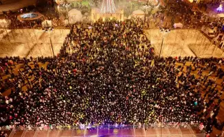 Астана: праздник жизни с роботами и угощениями!