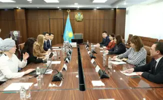 Kazakhstan's Education Minister Engages with Google for Education Leadership on Digital Transformation in Schools