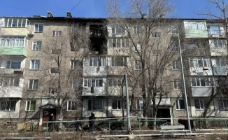 Минувшей ночью в Шахтинске произошел взрыв газа в пятиэтажном жилом доме, в результате которого пострадали восемь человек. По предварительной информации, инцидент произошел из-за неосторожного обращения с газом.