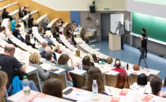 Диплом в Казахстане: необходимость или иллюзия? Мнение министра науки и высшего образования Саясата Нурбека