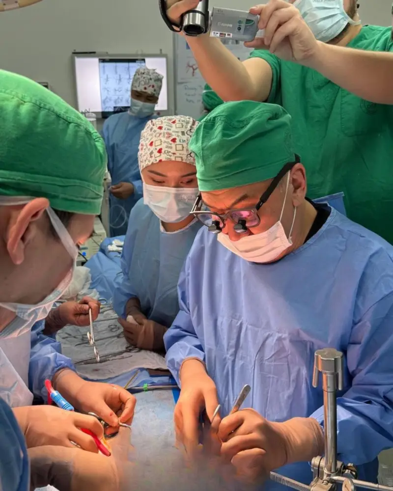 В ТУРКЕСТАНСКОЙ ОБЛАСТИ УСПЕШНО ПРОВЕДЕНА ОЧЕРЕДНАЯ ТРАНСПЛАНТАЦИЯ ПЕЧЕНИ (4)