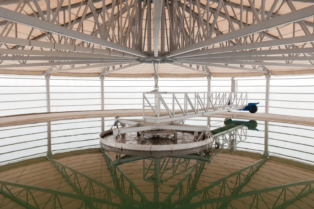 Аким области ознакомился с работой фильтровальной станции №5 в селе Береке (2)