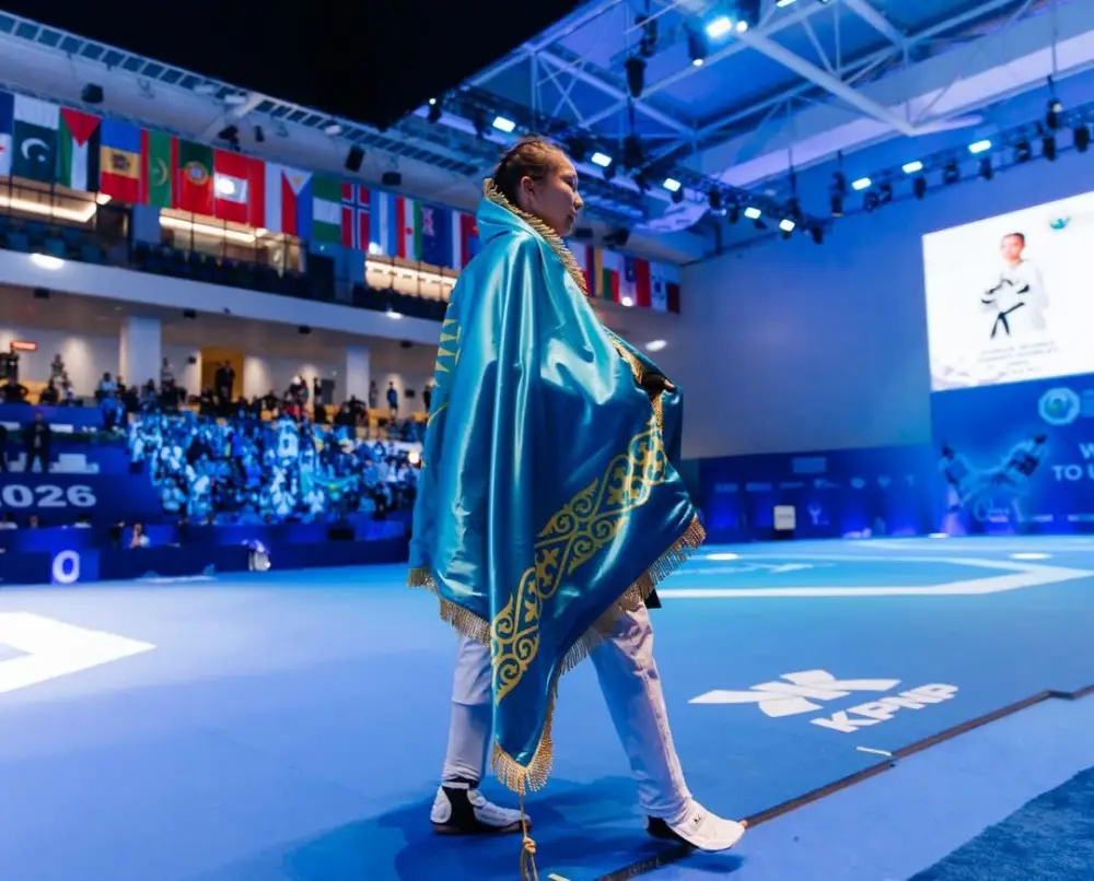 Столичная таеквондистка завоевала историческое золото на чемпионате мира среди юниоров (4)