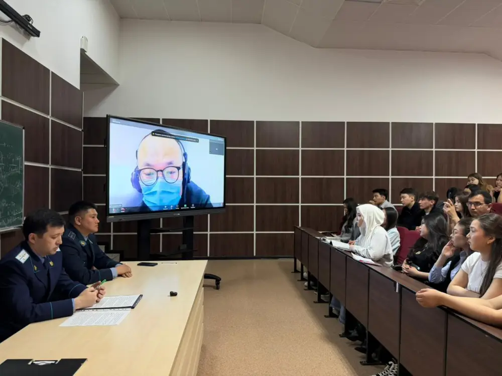 Студенты столицы обсудили проблемы наркопреступности на телемосте с прокуратурой Астане