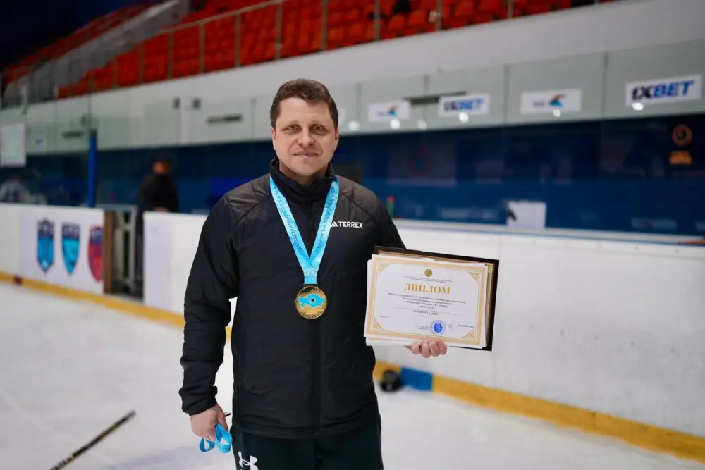 Юные хоккеисты Астаны выиграли чемпионат Казахстана (6)