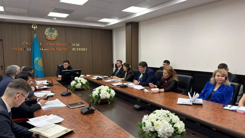 В МСХ РК обсудили вопросы антикоррупционных мер и повышение качества госуслуг (4)