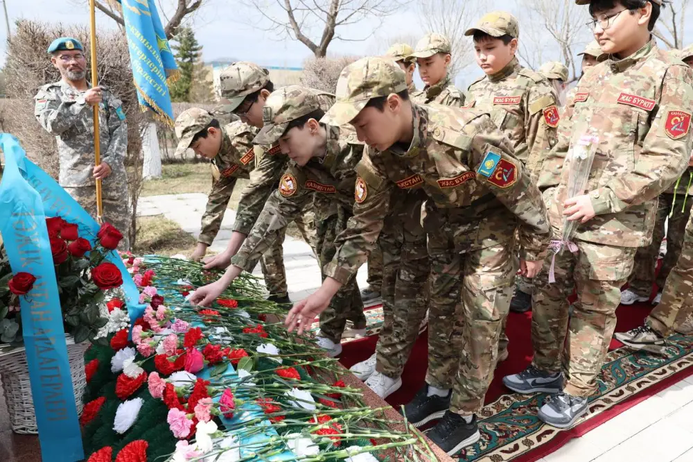 Национальная гвардия почтила память воинов «Казбата» (3)