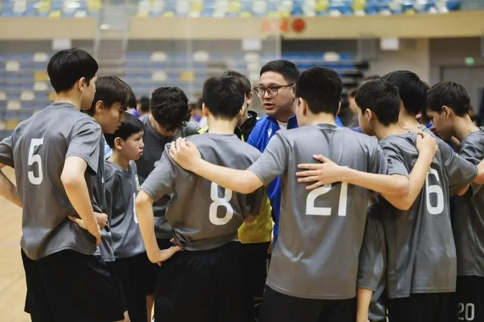 Лучший тренер турнира Келешек мектептері тренирует чемпионов Астаны по футзалу Астане