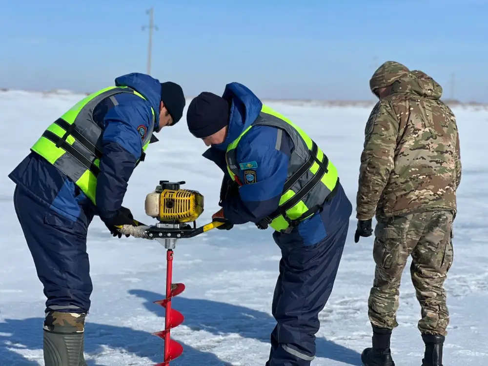 Противопаводковые мероприятия продолжаются в регионах страны (7)