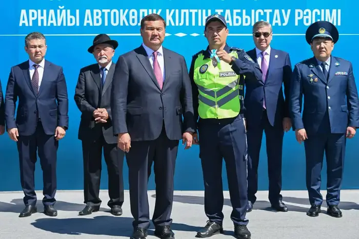Укрепление общественной безопасности: полиции выдано 100 новых автомобилей (6)